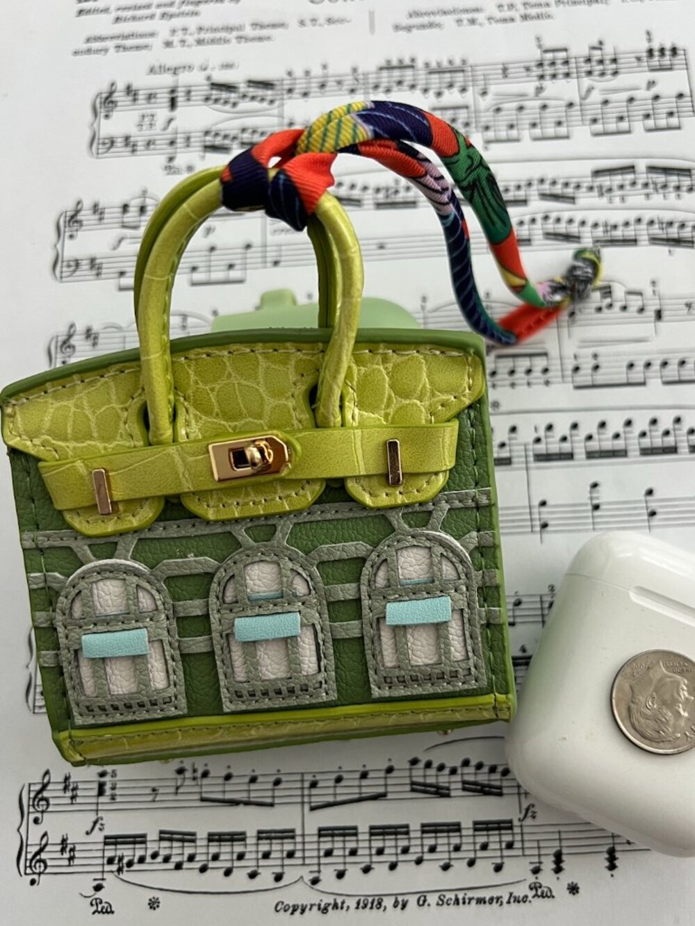 Rare-Handnade AirPods Case Green Luxury Purse Style Earphone Pouch with Strap